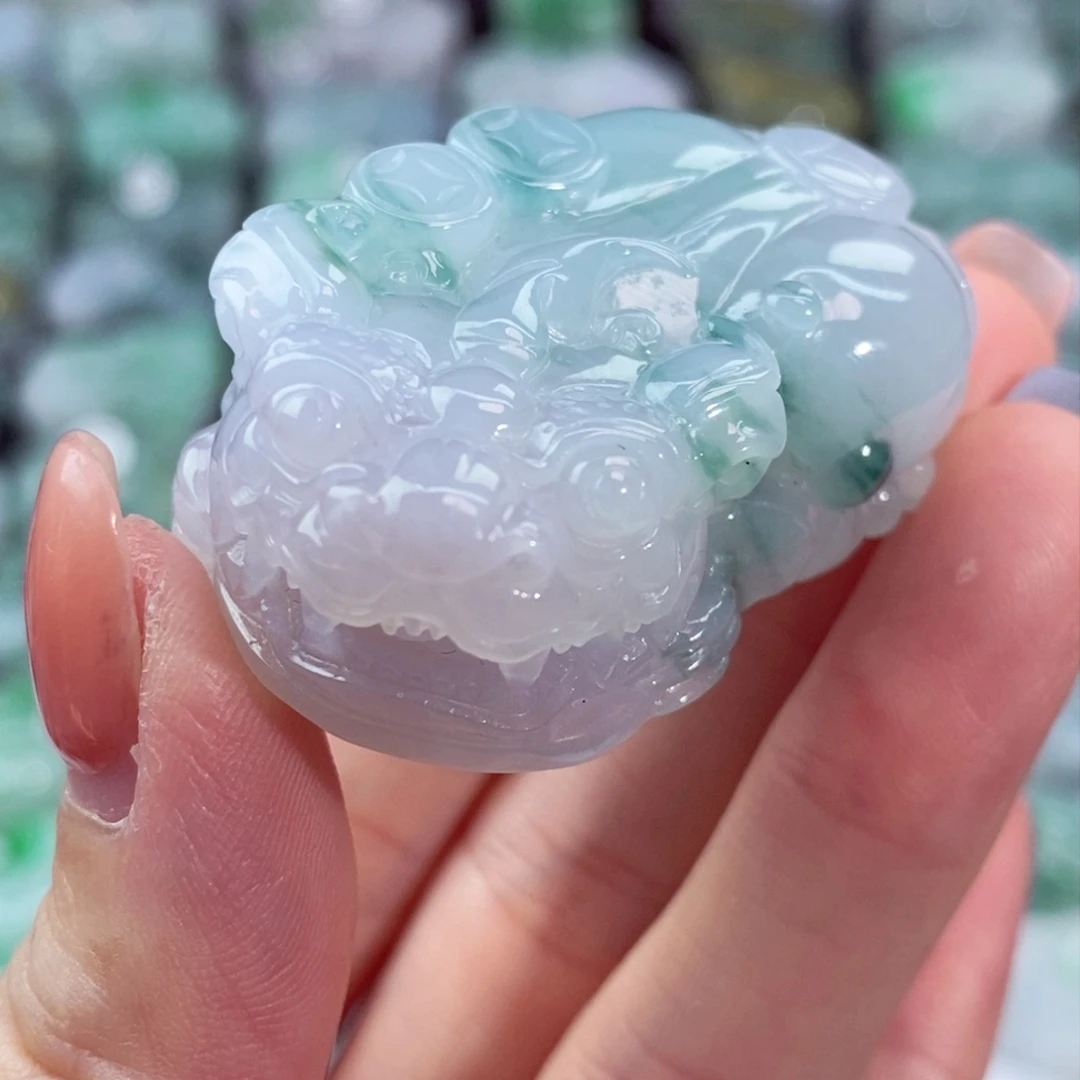颈饰未镶嵌翡翠天然