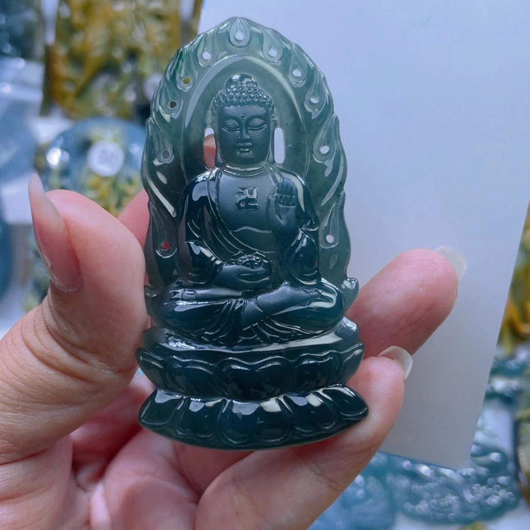 翡翠未镶嵌颈饰浩****