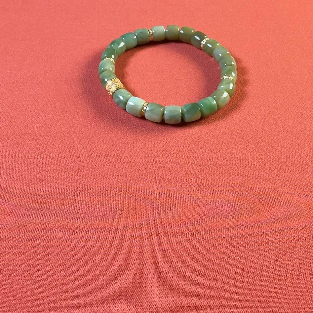 和田玉未镶嵌手串