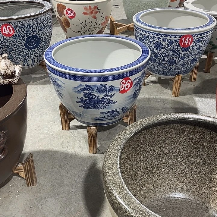 心***。景德镇陶瓷鱼缸艺术