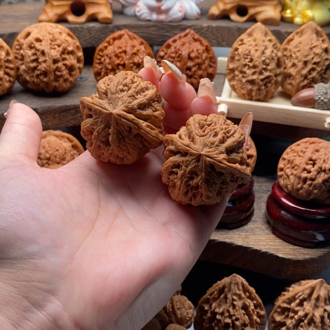 吊坠文玩核桃42全品粗筋