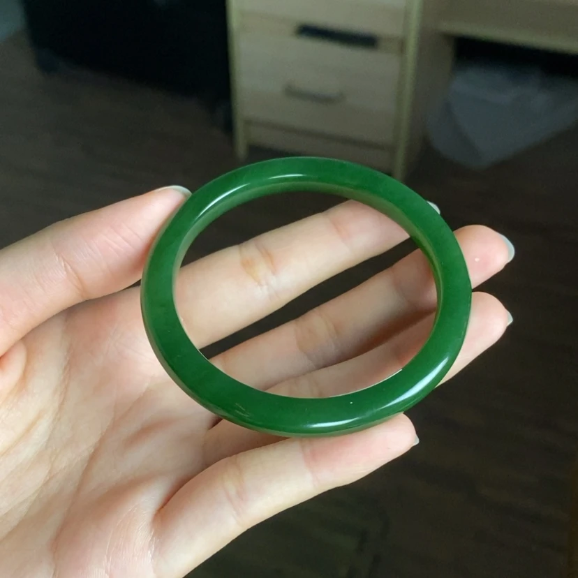 【闪购商品】未镶嵌手镯和田玉（碧玉）