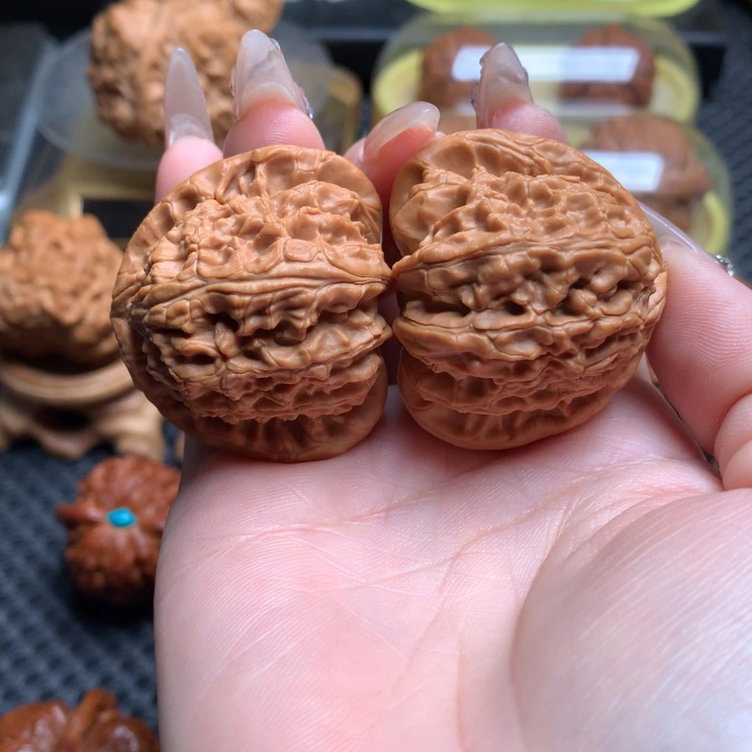 文玩核桃把件41三角白