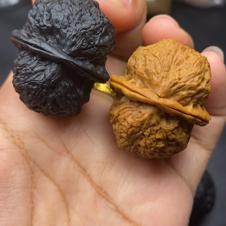 文玩核桃把件39尺饕餮