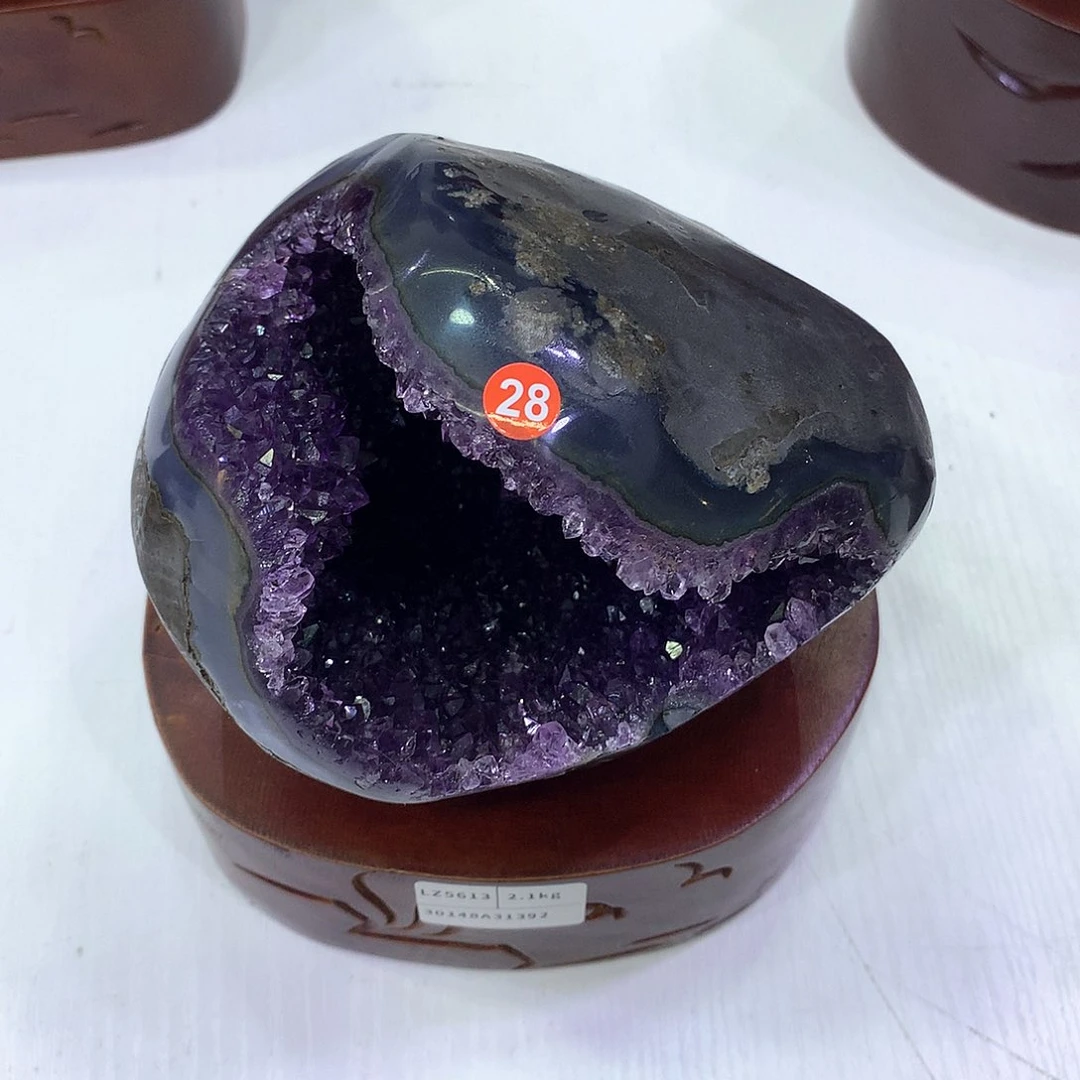 紫晶大型摆件（非配饰）未镶嵌