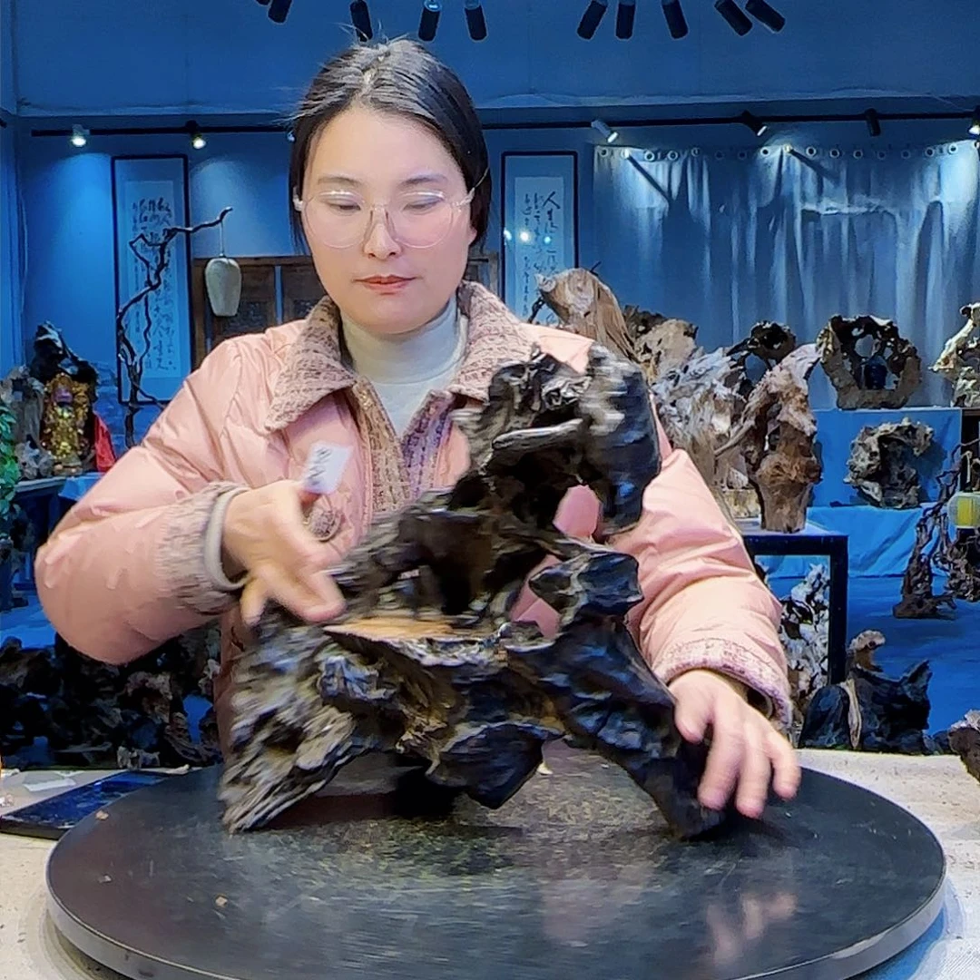 摆件M****?018阿啊阿啊阿啊啊啊啊啊啊