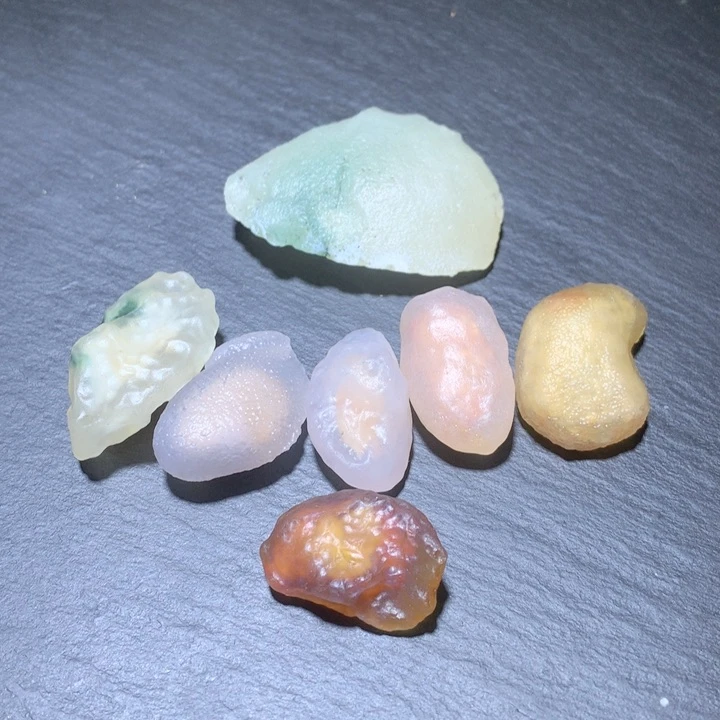 未镶嵌玛瑙/玉髓珠宝奇石