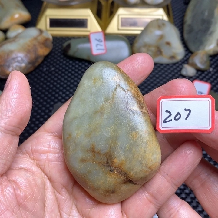未镶嵌和田玉把件207