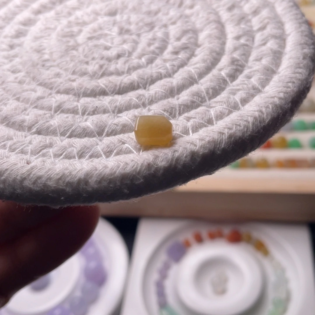 未镶嵌手链翡翠黄随行