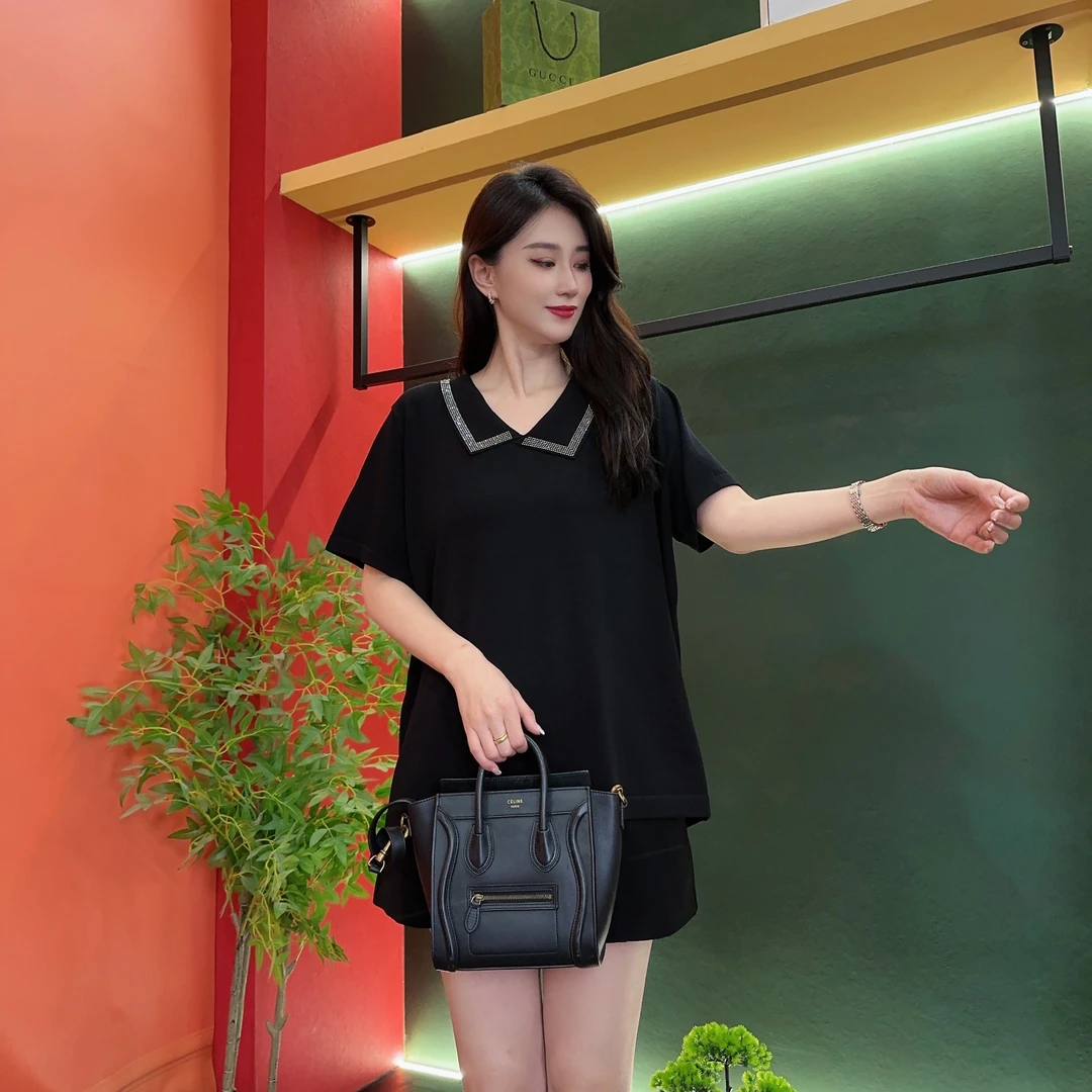 5333 多金大码神秘黑色气质减龄上衣春夏季女装设计女