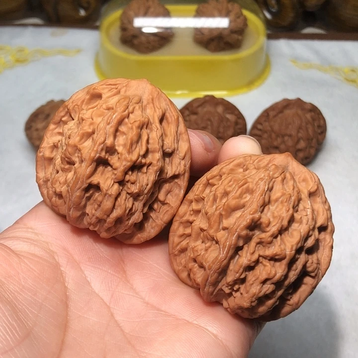 文玩核桃45尺麦虎