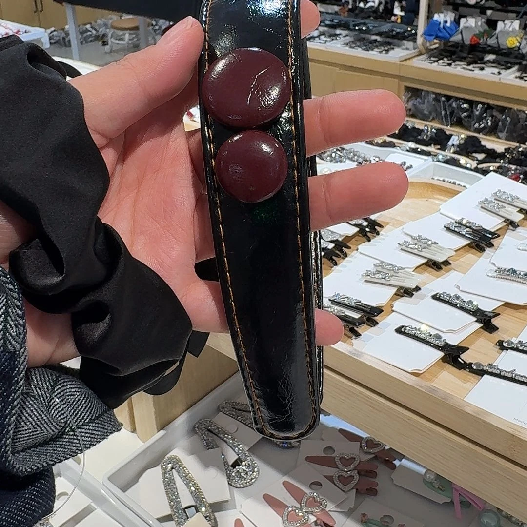无非金属黑色皮皮圆豆
