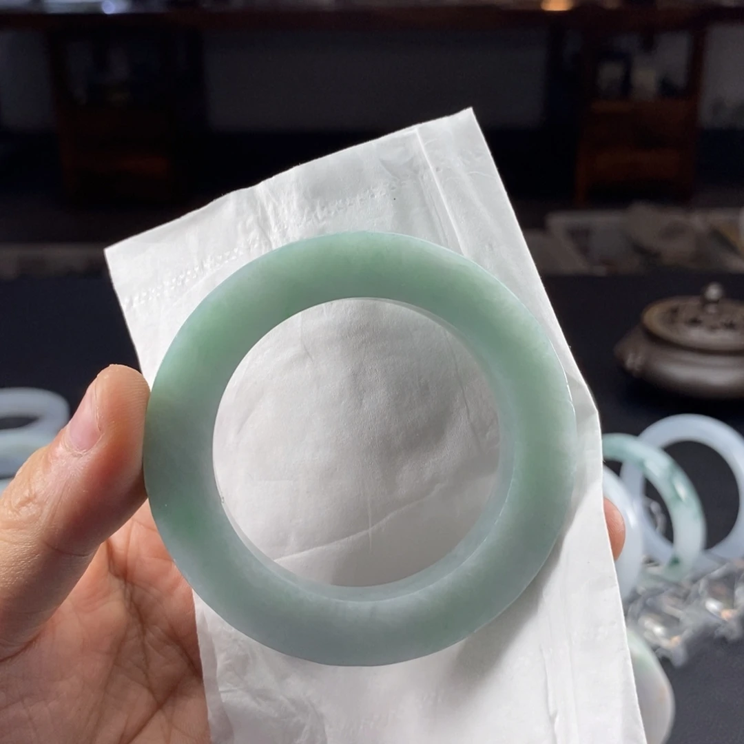 定制翡翠未镶嵌定制手镯翡翠