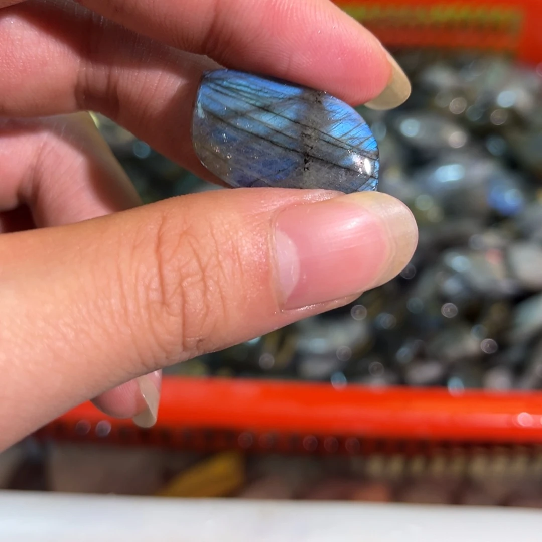 拉长石吊坠未镶嵌坨*熊