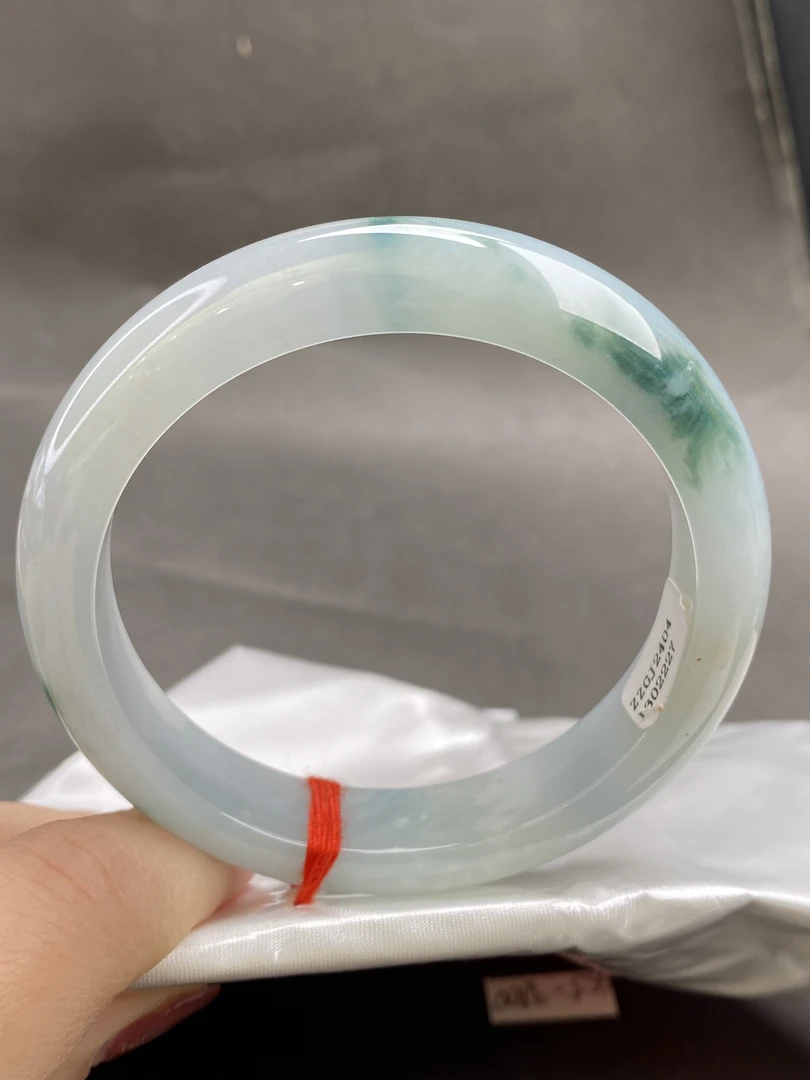 缅A翡翠手镯冰飘花58.6圈