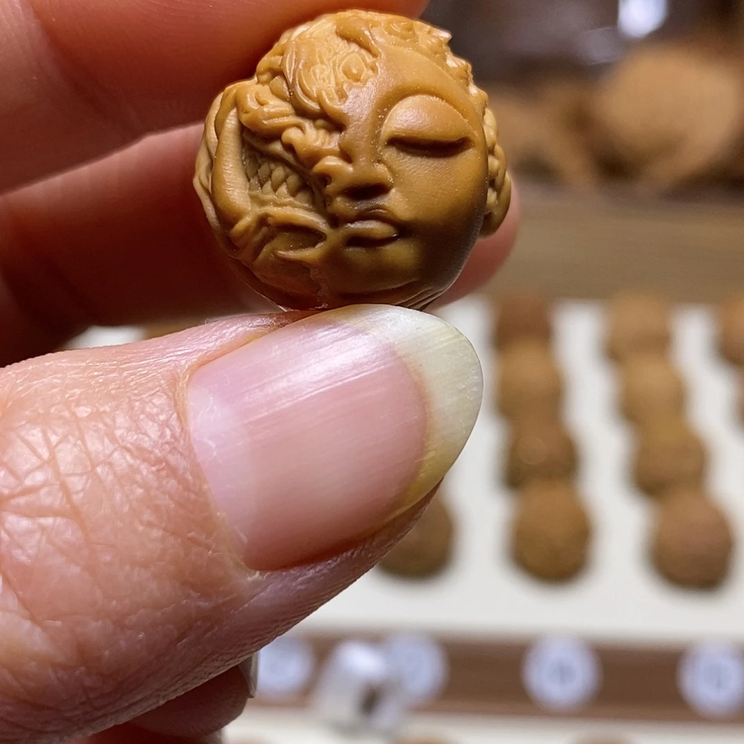 核桃把件佛魔一念猴头核桃有正常封口线