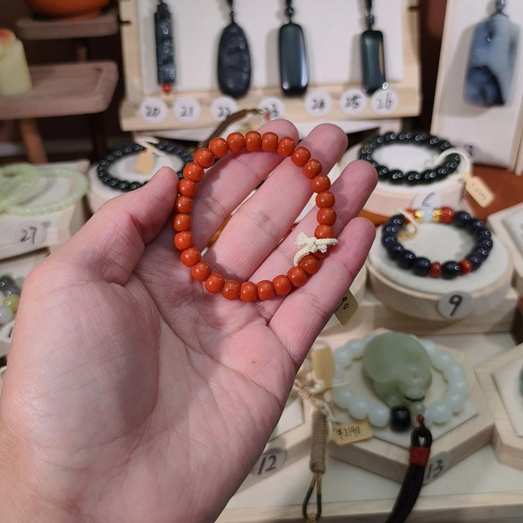南红玛瑙未镶嵌手链