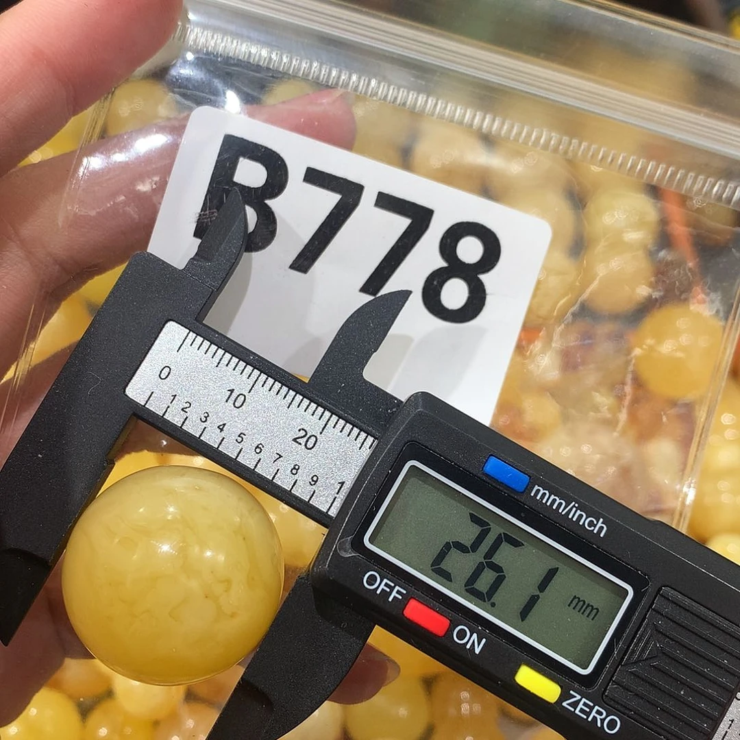 未镶嵌琥珀珠宝奇石
