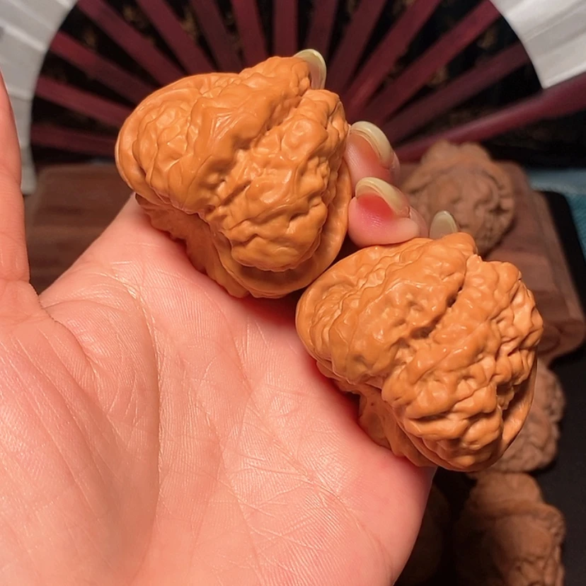 【闪购商品】把件桃核疯***哥核桃