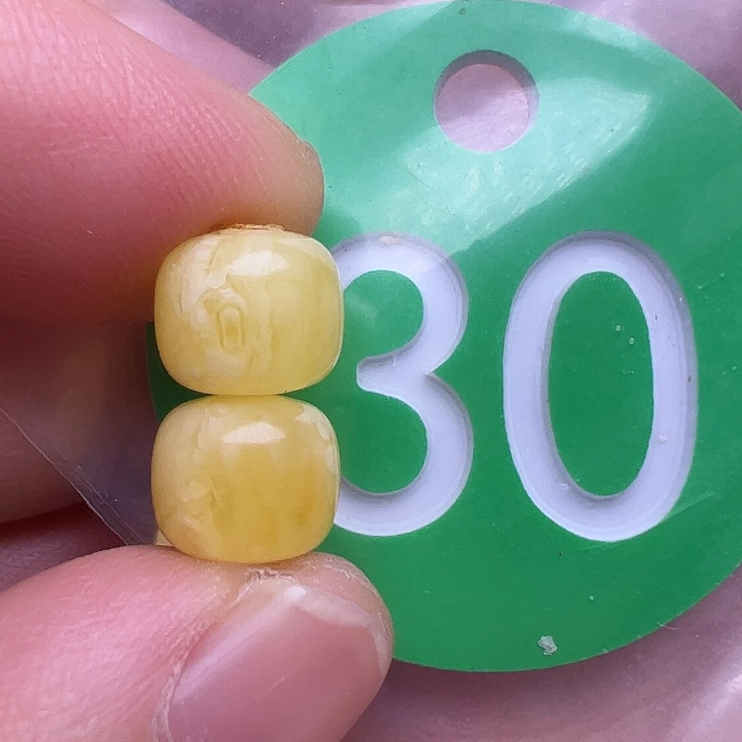 蜜蜡未镶嵌珠宝奇石转*郞