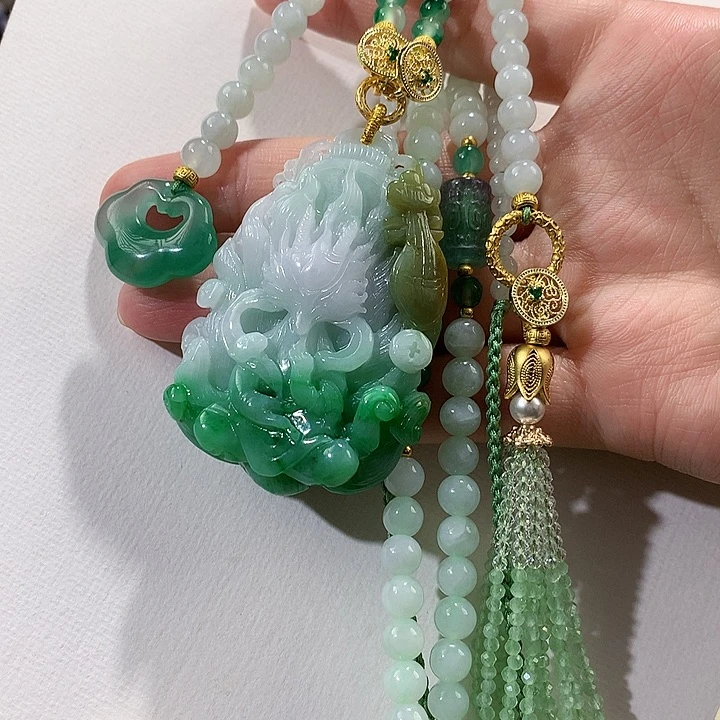 翡翠未镶嵌颈饰翡翠吊坠