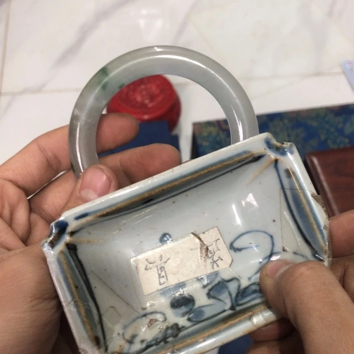 陶瓷孤品单件车里拍瑞**车