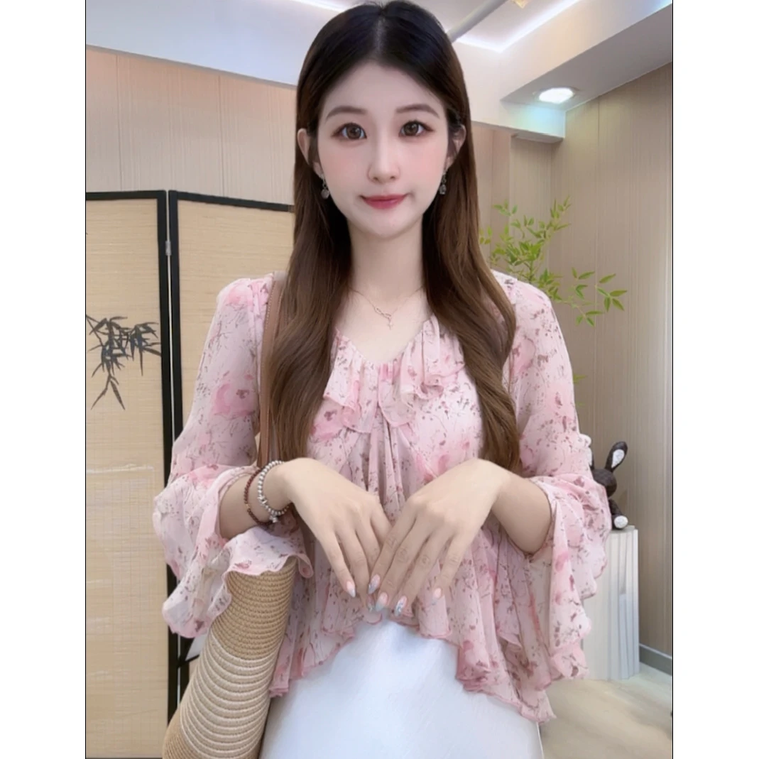 【593】不规则荷叶边V领碎花衬衫女新款高级感减龄洋气上衣