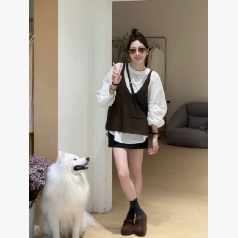 时尚流行初秋新款韩系简约显瘦衬衫+毛衣背心两件套
