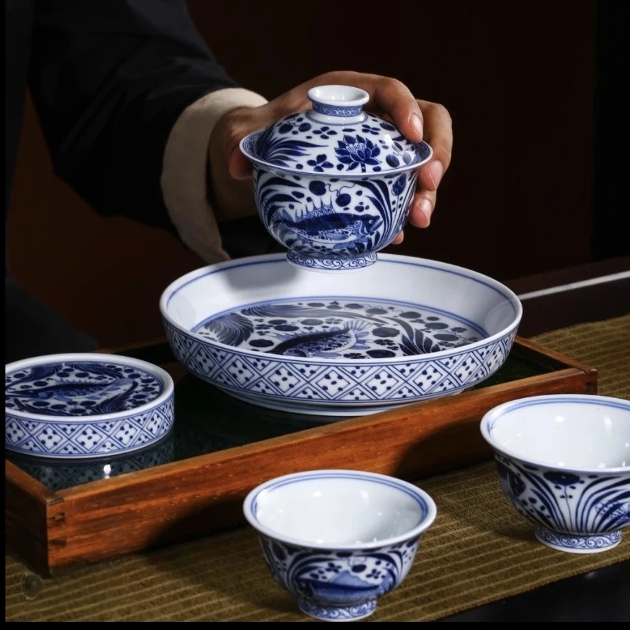 景德镇陶瓷玲珑瓷仿元青花釉下手工鱼藻纹中式套装高端送礼套装