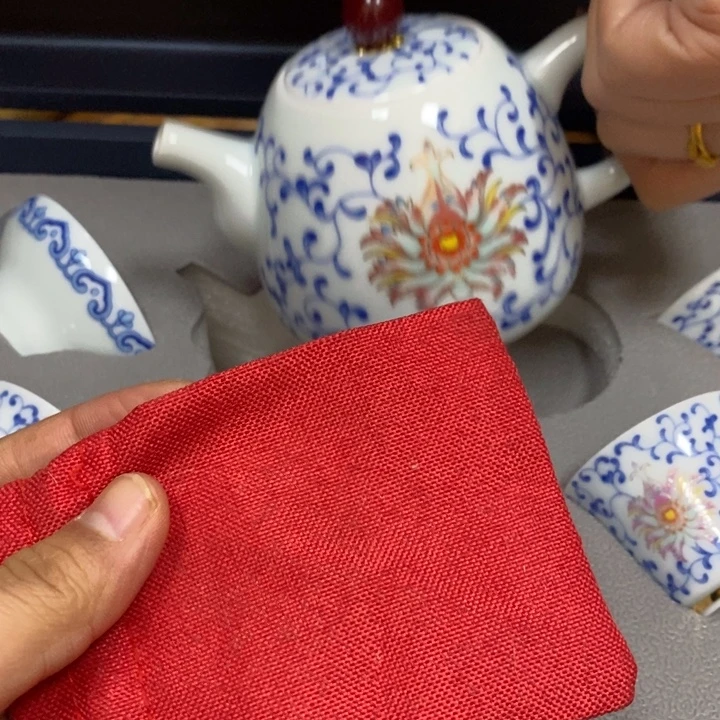 织绣哈啊哈哈哎吃哈