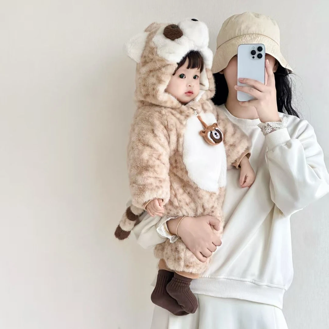 2025男女宝冬装加绒加厚哈衣舒适外出连体衣保暖宝宝可爱爬服潮童