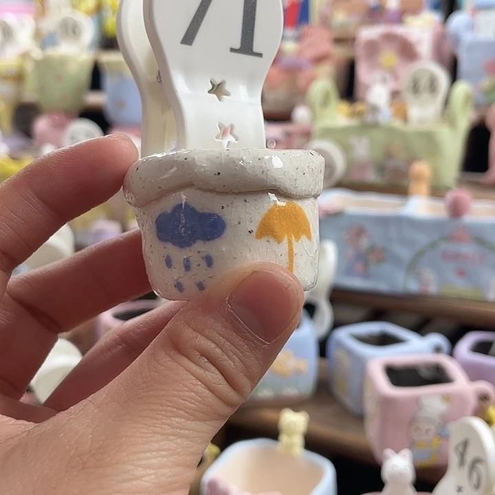 71…..手工手绘花盆