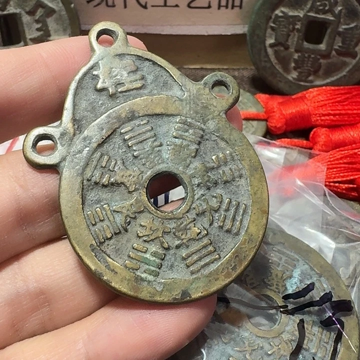 隆***行铜现代工艺品花钱