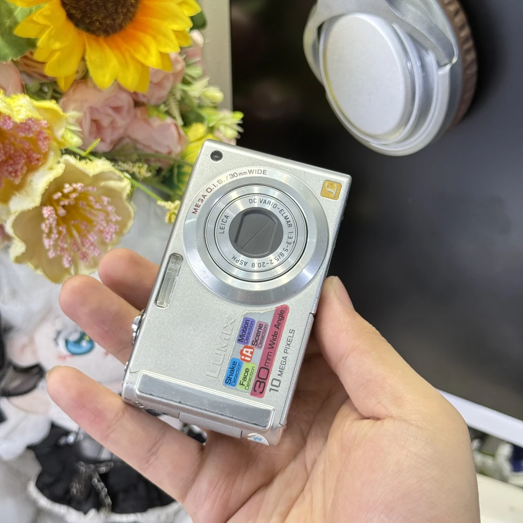 9新 Panasonic/松下 福利机松下fs5冷白皮千万像素带配件屏幕小瑕