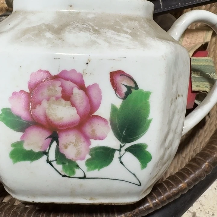 粤***收陶摆件攀登高峰艺术瓷器茶壶