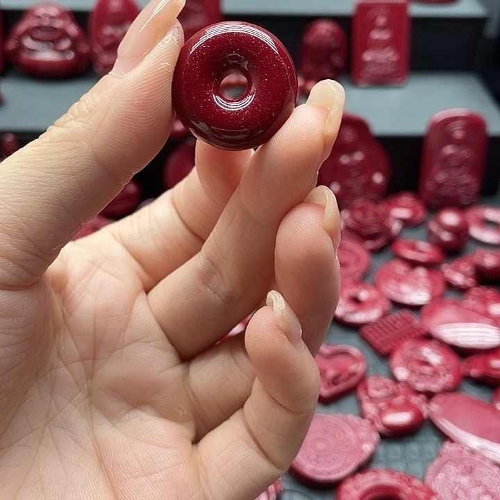 天然辰砂朱砂吊坠