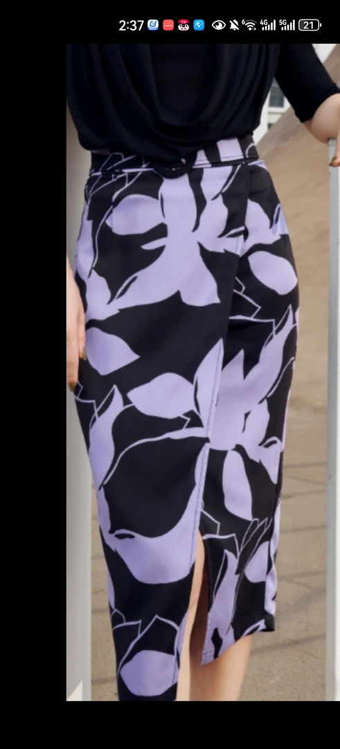 林静茜/紫荆剪影印花半裙