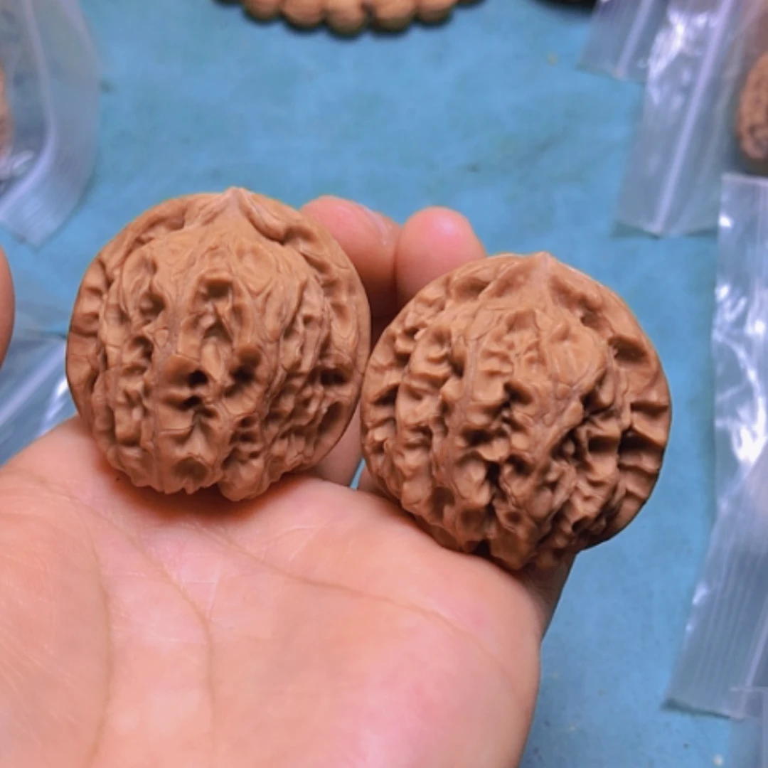 【闪购商品】核桃摆件36.5大石窝全品