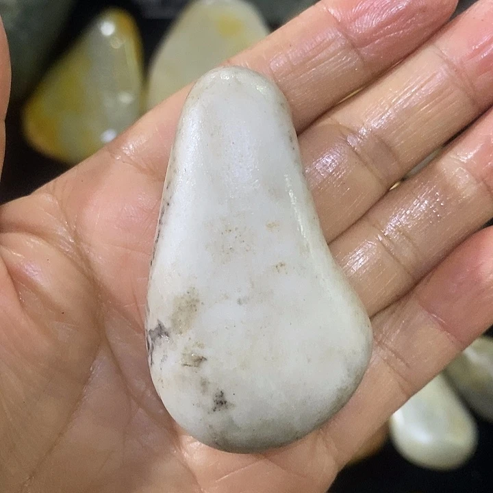 未镶嵌和田玉（糖玉）挂件