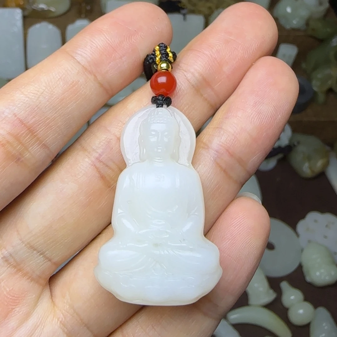 和田玉未镶嵌挂件正装大日如来