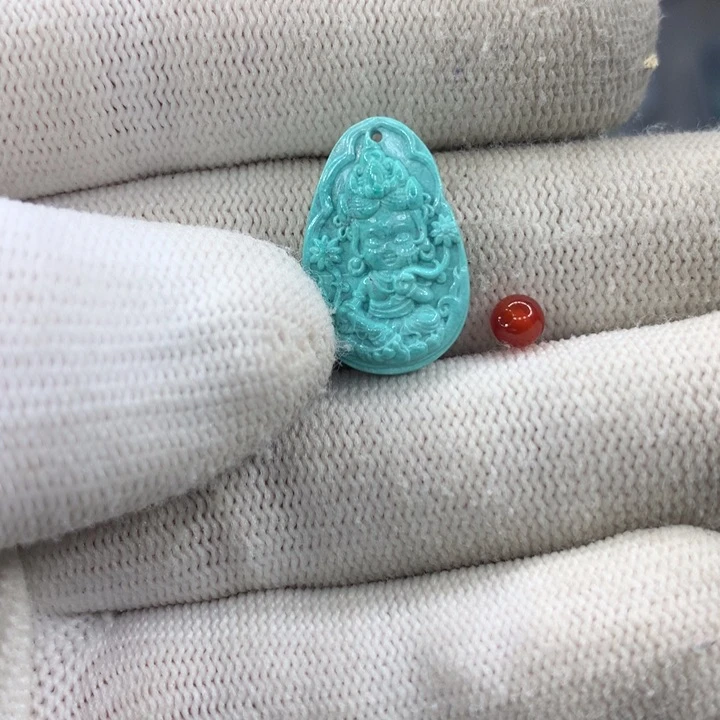 南红玛瑙配饰未镶嵌