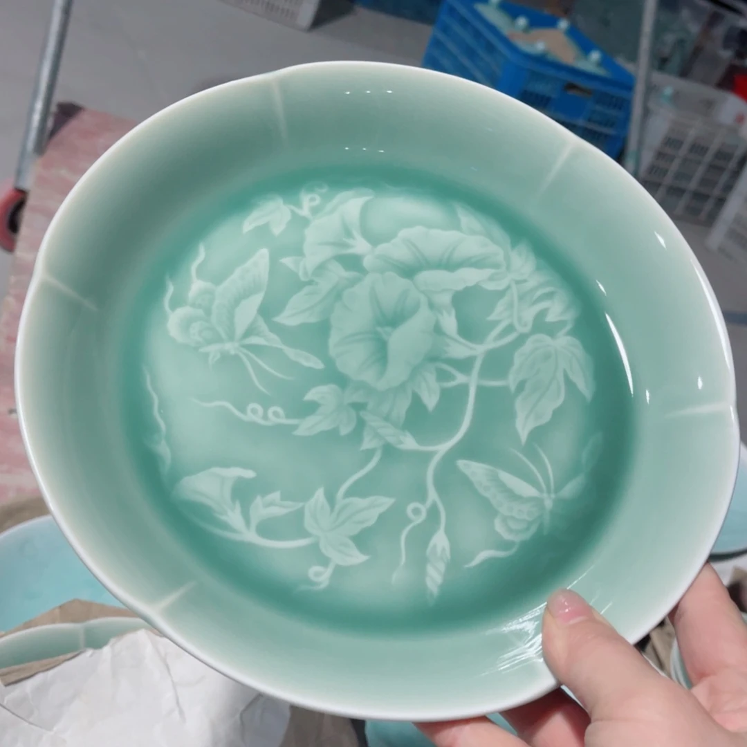 瓷片哈哈哈哈哈哈哈哈哈哈