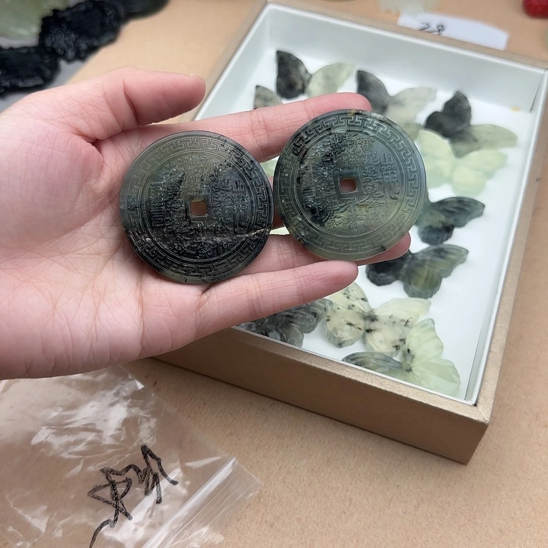 蛇纹石玉合金颈饰