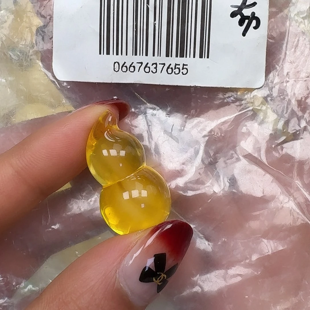 琥珀未镶嵌裸石悠悠