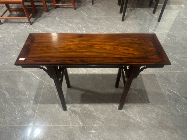 大红酸枝（交趾黄檀）条案