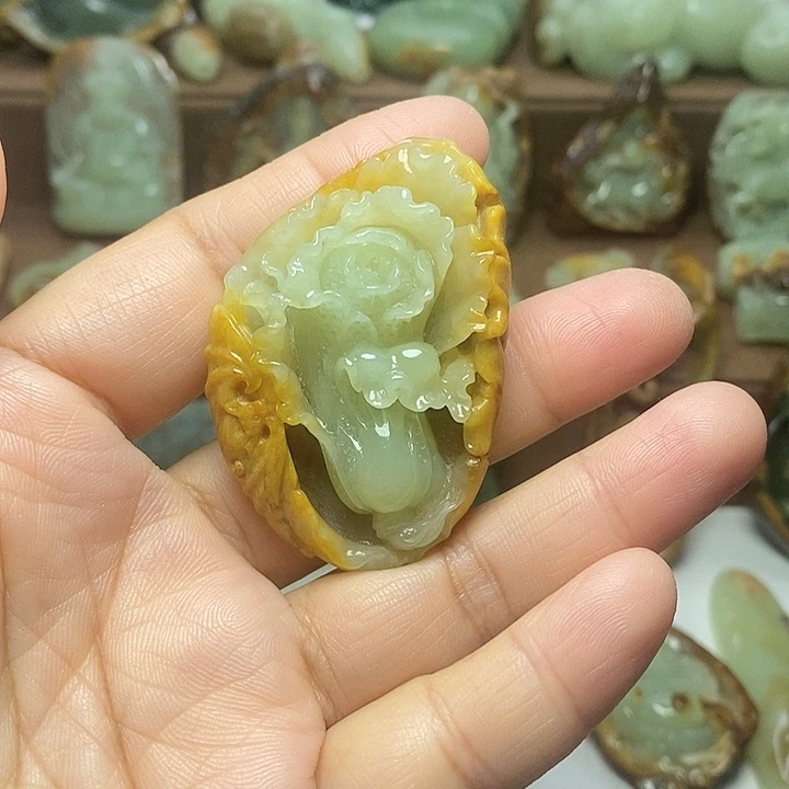 岫岩河磨玉（透闪石质玉）未镶嵌颈饰