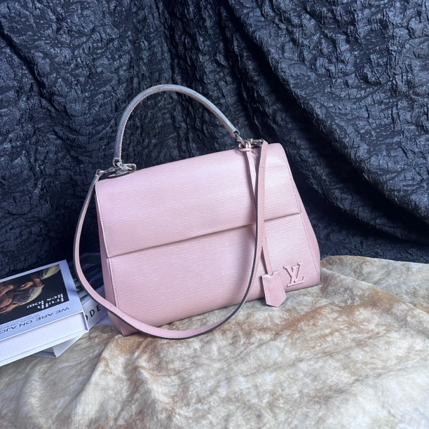 95新 LouisVuitton/路易威登 Lv粉色水波纹单肩包手提包