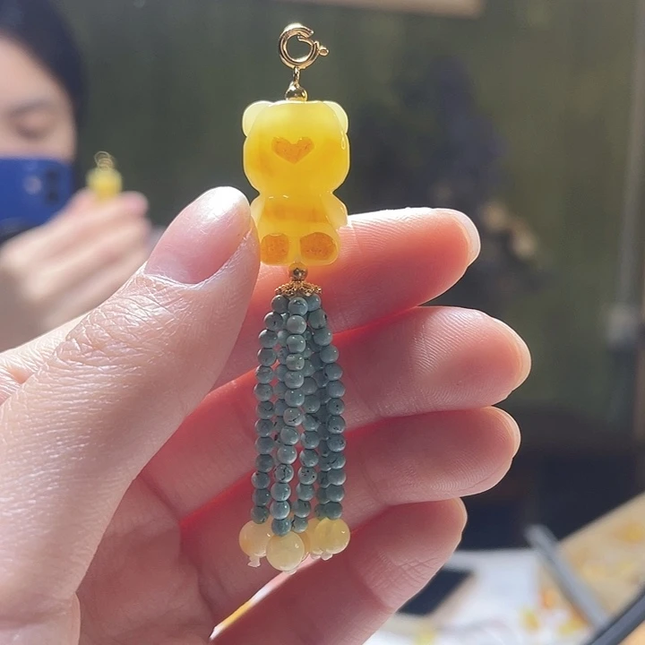 蜜蜡未镶嵌裸石提溜