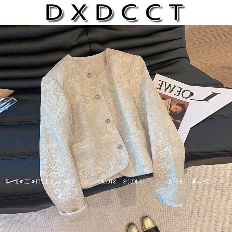 2025早春新款刺绣开衫小众设计感文艺绣花外套女气质米色上衣