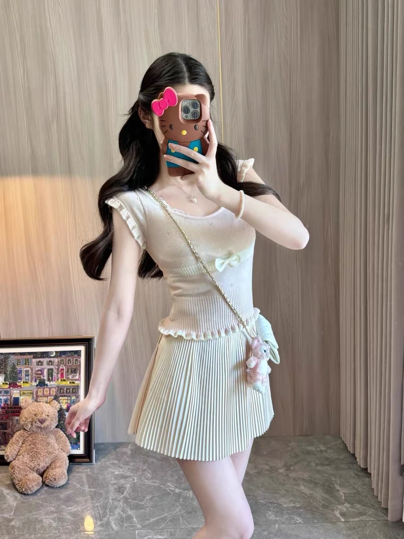 5.11日编码点这个链接（纯欲甜辣风新款高级设计感针织衫）